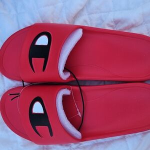 Champion Mens Size 9 Slides